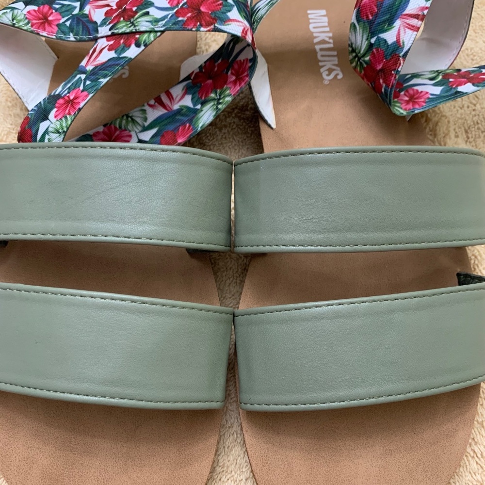NWT MUK LUKS Womens About Me Sandals - Picture 5 of 6